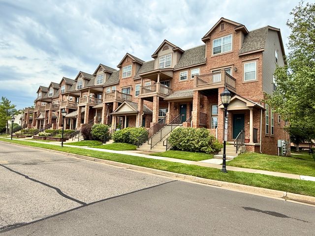 2737 Barclay Way, Ann Arbor, MI 48105