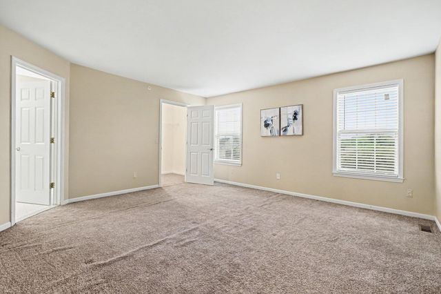 2737 Barclay Way, Ann Arbor, MI 48105