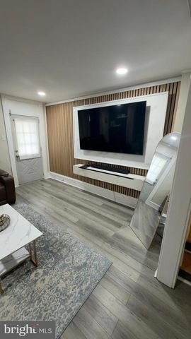 119 WOODSIDE AVE, Reading, PA 19609