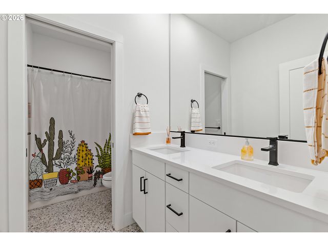 6990 Sw TRILLIUM Ct, Wilsonville, OR 97070