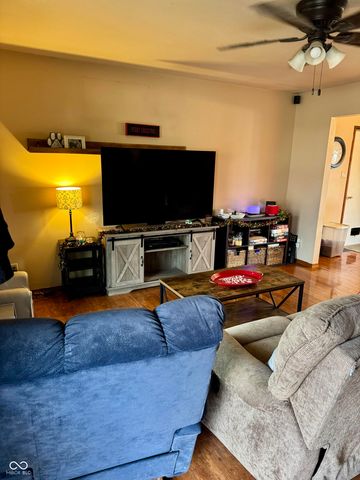 801 Andrea Drive, Beech Grove, IN 46107