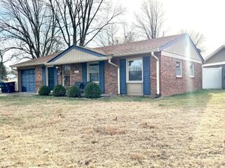 801 Andrea Drive, Beech Grove, IN 46107