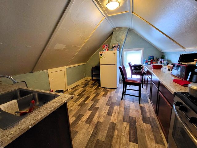 1115 S 33rd STREET #1115A, Milwaukee, WI 53215