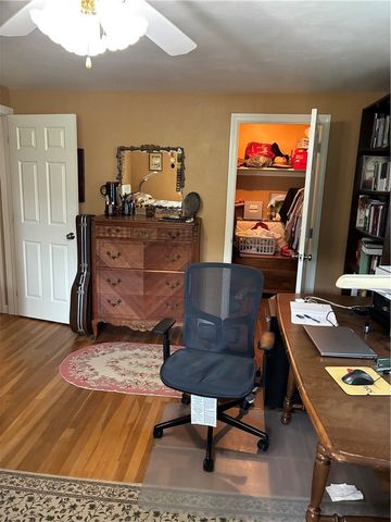1338 S Side Ave, Spring Hill, PA 15212