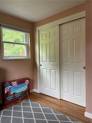 1338 S Side Ave, Spring Hill, PA 15212