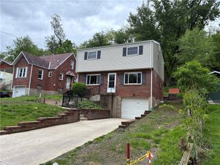 1338 S Side Ave, Spring Hill, PA 15212