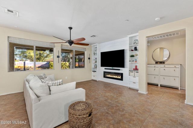 11673 W Barley Drive, Marana, AZ 85653