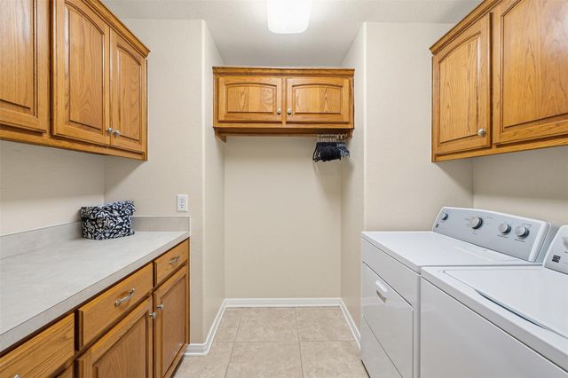 420 Rundberg DR, Jarrell, TX 76537