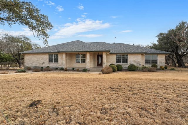 420 Rundberg DR, Jarrell, TX 76537