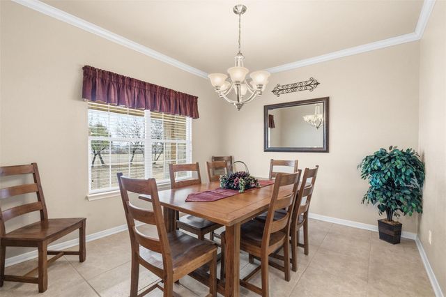 420 Rundberg DR, Jarrell, TX 76537