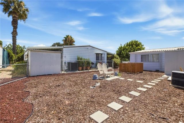 601 N Kirby 394, Hemet, CA 92545