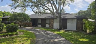 14285 SW 72nd Ct, Palmetto Bay, FL 33158