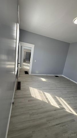 1781 Westwood Avenue, Cincinnati, OH 45214