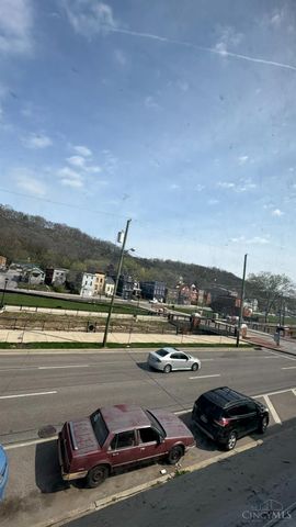 1781 Westwood Avenue, Cincinnati, OH 45214