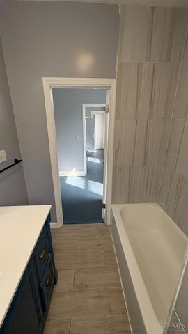 1781 Westwood Avenue, Cincinnati, OH 45214