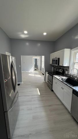 1781 Westwood Avenue, Cincinnati, OH 45214