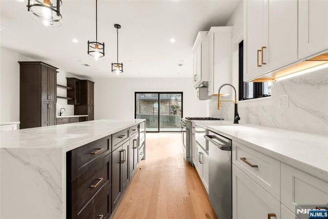 230 8th Street A, Palisades Park, NJ 07650