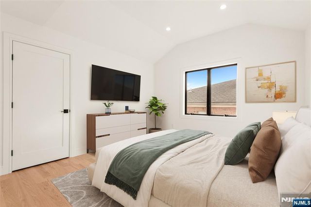 230 8th Street A, Palisades Park, NJ 07650