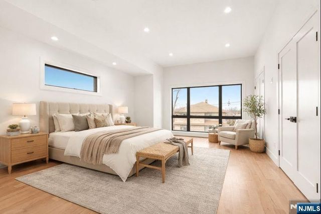 230 8th Street A, Palisades Park, NJ 07650