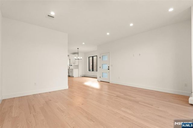 230 8th Street A, Palisades Park, NJ 07650