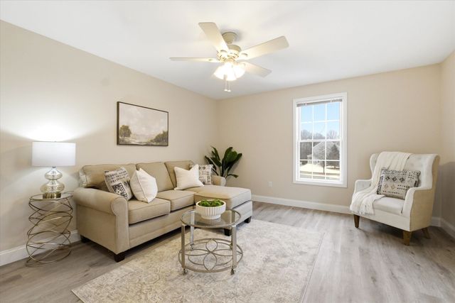 4 Wasserman Heights, Merrimack, NH 03054