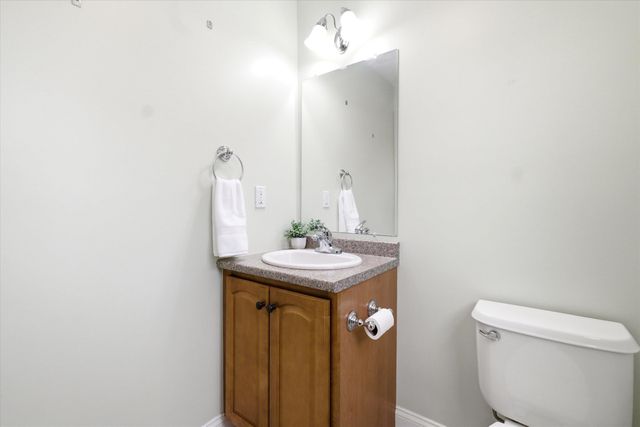 4 Wasserman Heights, Merrimack, NH 03054