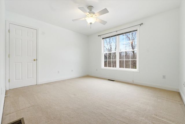 4 Wasserman Heights, Merrimack, NH 03054