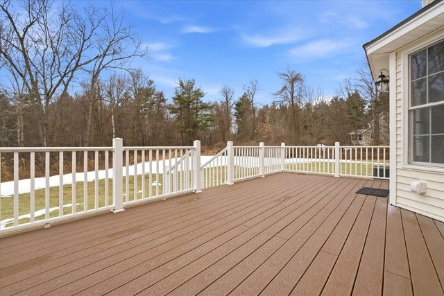 4 Wasserman Heights, Merrimack, NH 03054