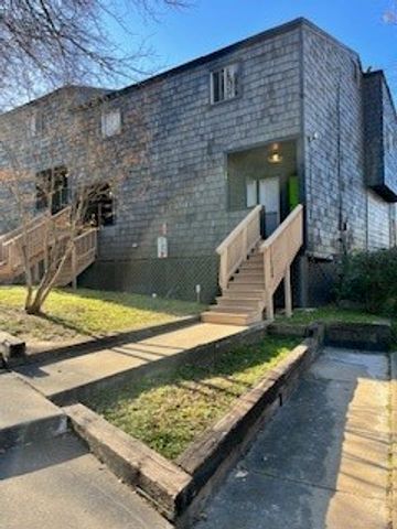 3802 College Main Street 8, Bryan, TX 77801