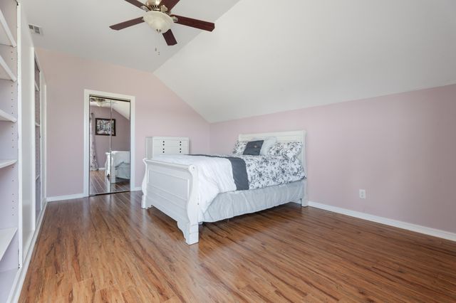 511 Summit Drive, Grove, OK 74344