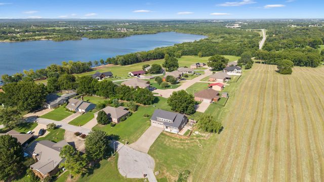 511 Summit Drive, Grove, OK 74344