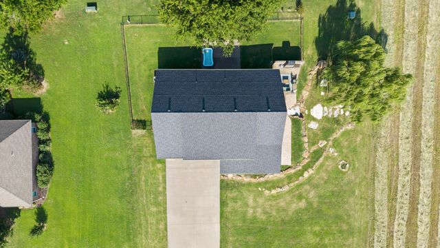 511 Summit Drive, Grove, OK 74344