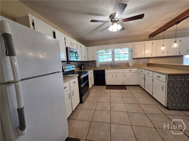 600 Cross Creek Drive, Midway, GA 31320