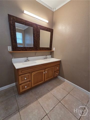 600 Cross Creek Drive, Midway, GA 31320