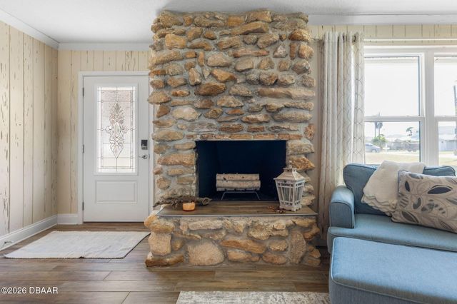 2413 S Flagler Avenue, Flagler Beach, FL 32136