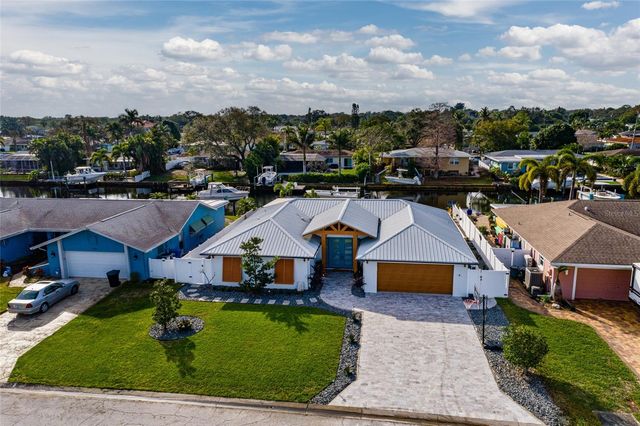 120 97TH AVENUE NE, St Petersburg, FL 33702