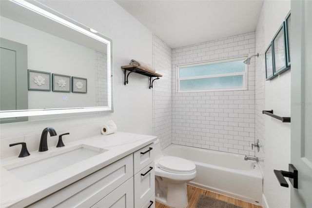 120 97TH AVENUE NE, St Petersburg, FL 33702