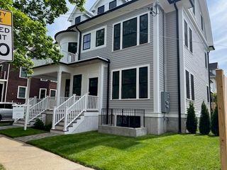 77 Thorndike Street 2, Brookline, MA 02446