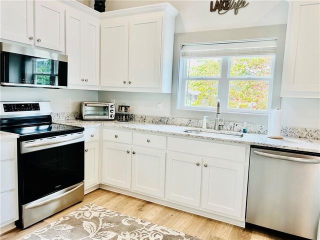 3243 Dogwood Lane, Hiawassee, GA 30546