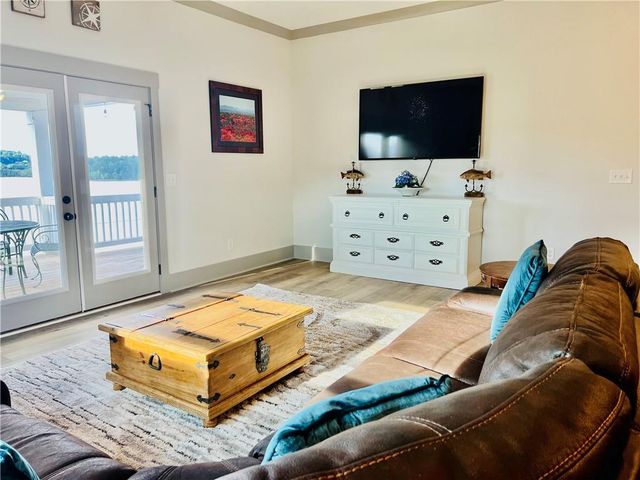 3243 Dogwood Lane, Hiawassee, GA 30546