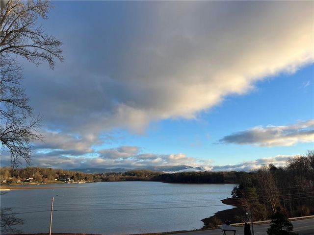 3243 Dogwood Lane, Hiawassee, GA 30546