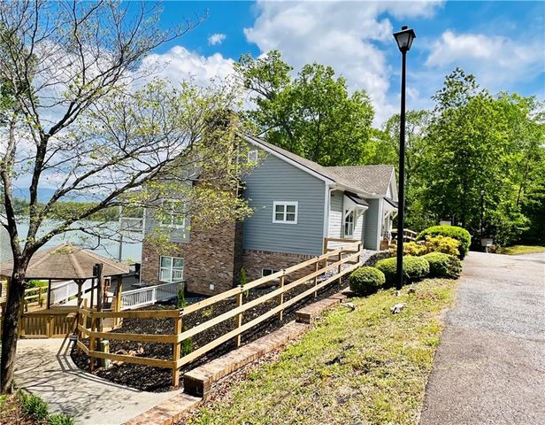 3243 Dogwood Lane, Hiawassee, GA 30546