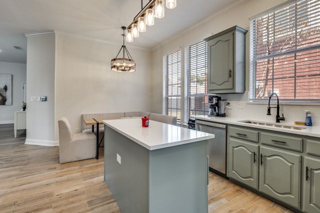 6637 Oakmont Court, Plano, TX 75093