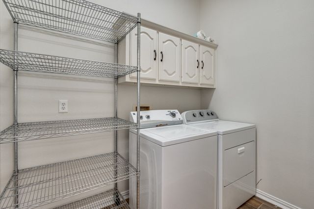 6637 Oakmont Court, Plano, TX 75093