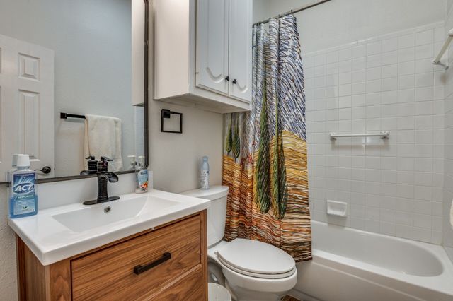 6637 Oakmont Court, Plano, TX 75093