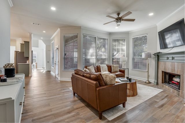 6637 Oakmont Court, Plano, TX 75093