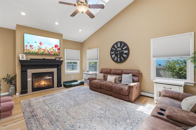 2448 Wallen Lane, North Bellmore, NY 11710