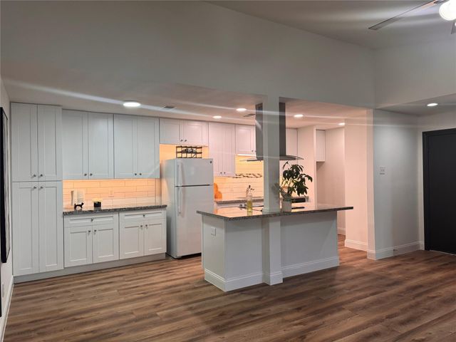 9707 Richmond Avenue 80, Houston, TX 77042