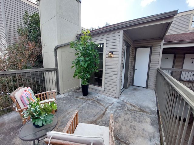 9707 Richmond Avenue 80, Houston, TX 77042