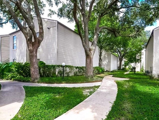 9707 Richmond Avenue 80, Houston, TX 77042